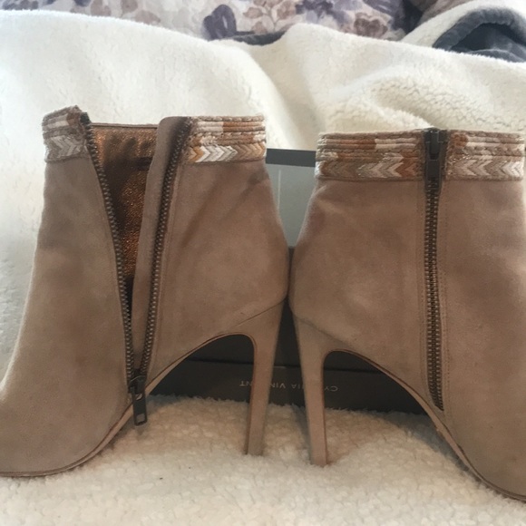 Cynthia Vincent Suede Peep toe shoe boots. - Picture 2 of 9